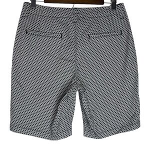 Lee Regular Fit Mid Rise Bermuda Shorts Women's 8 Black‎ White Geo Floral Print